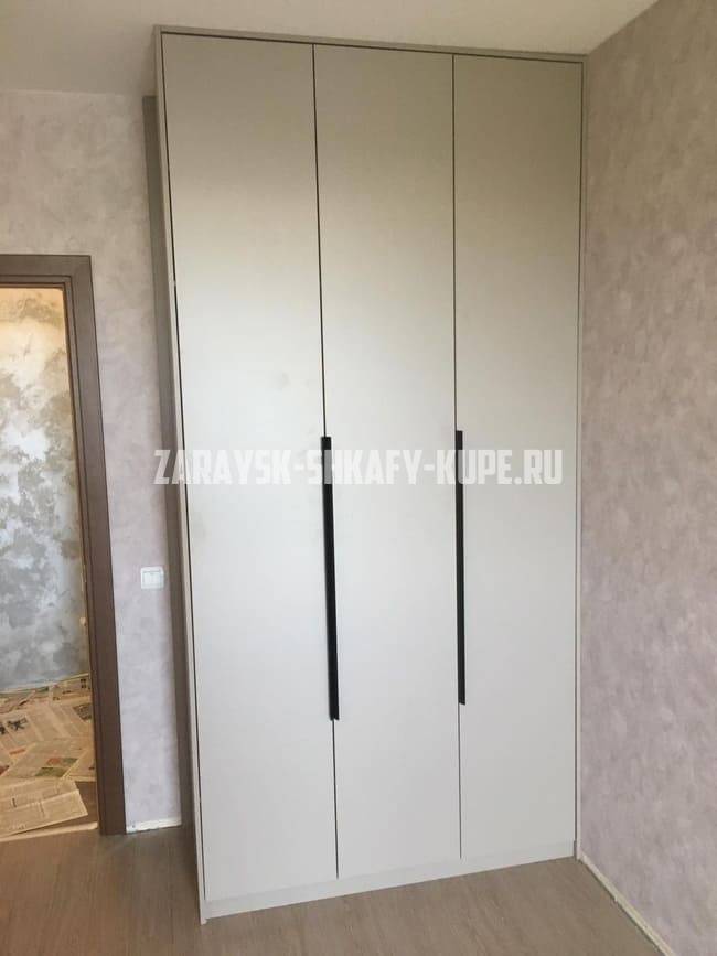 Распашные шкафы Зарайск