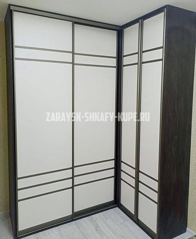 Шкафы угловые Зарайск
