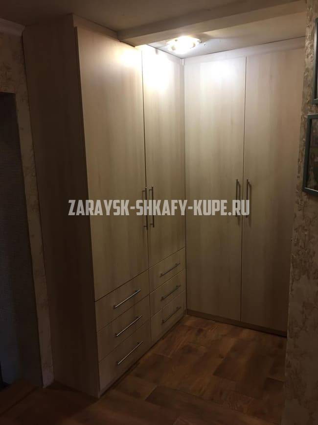 Шкафы угловые Зарайск